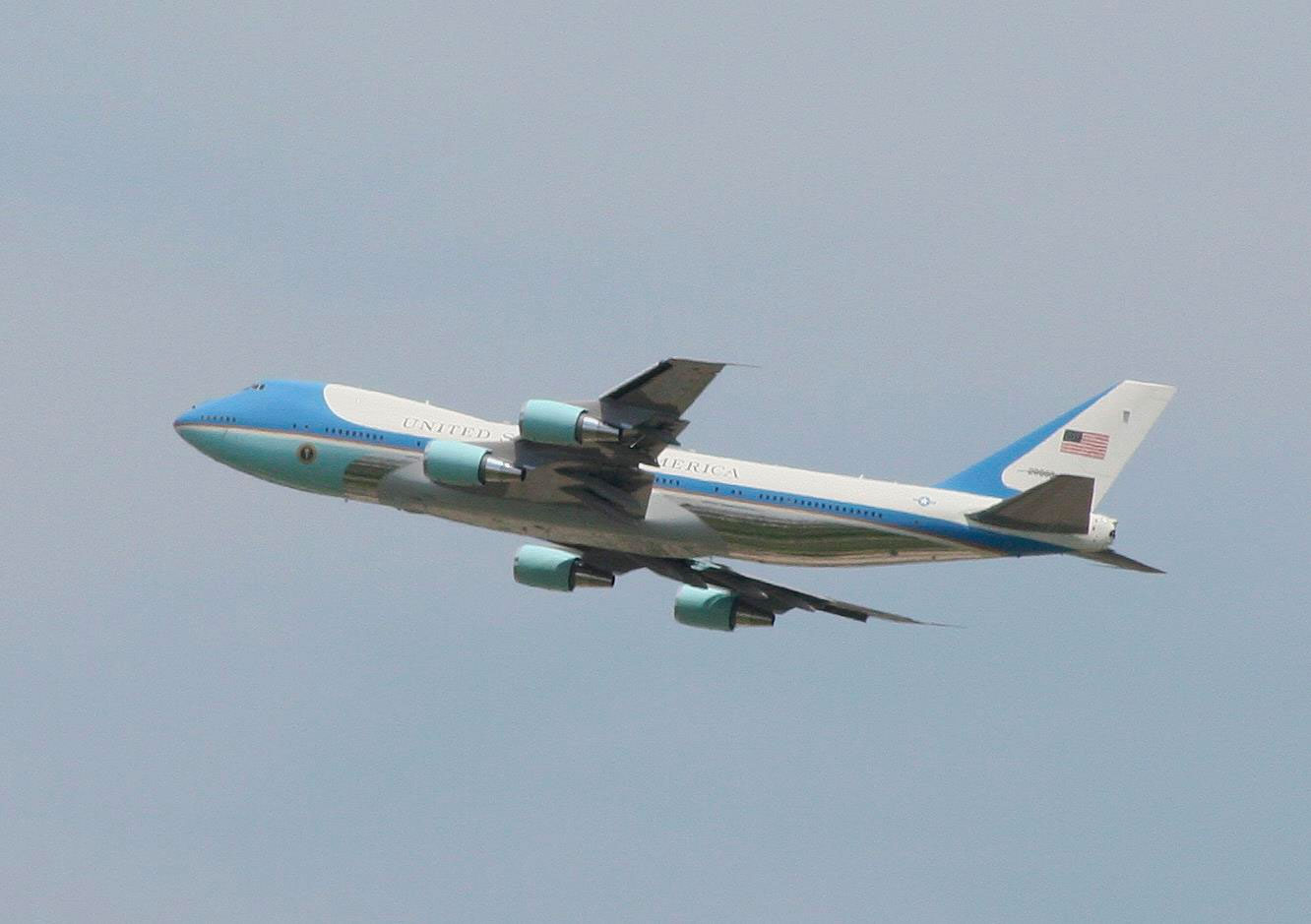Air Force 1 taking off from O'Hare International Airport in 2011.
